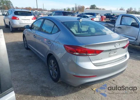 2017 Hyundai Elantra Se z USA, uszkodzony, nr VIN 5NPD84LF3HH161622
